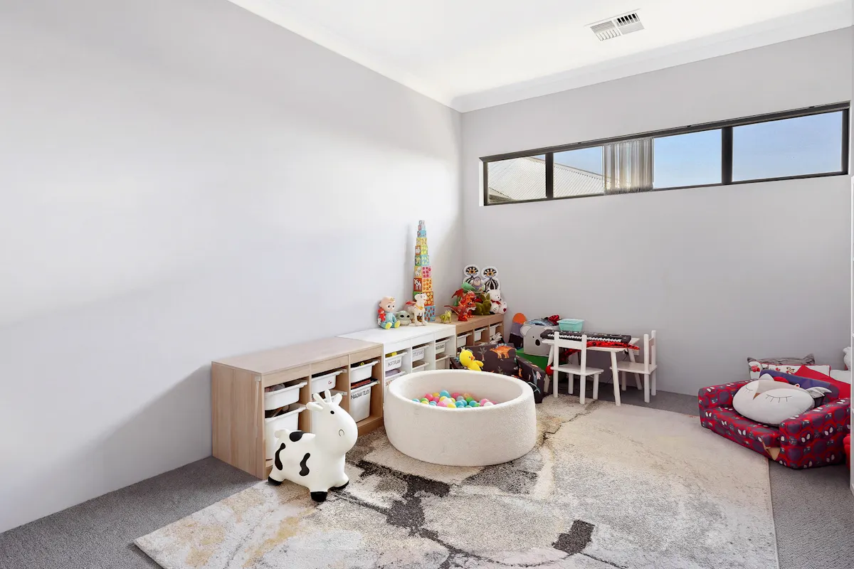 4 Kelvin Terrace — photo 12 of 27