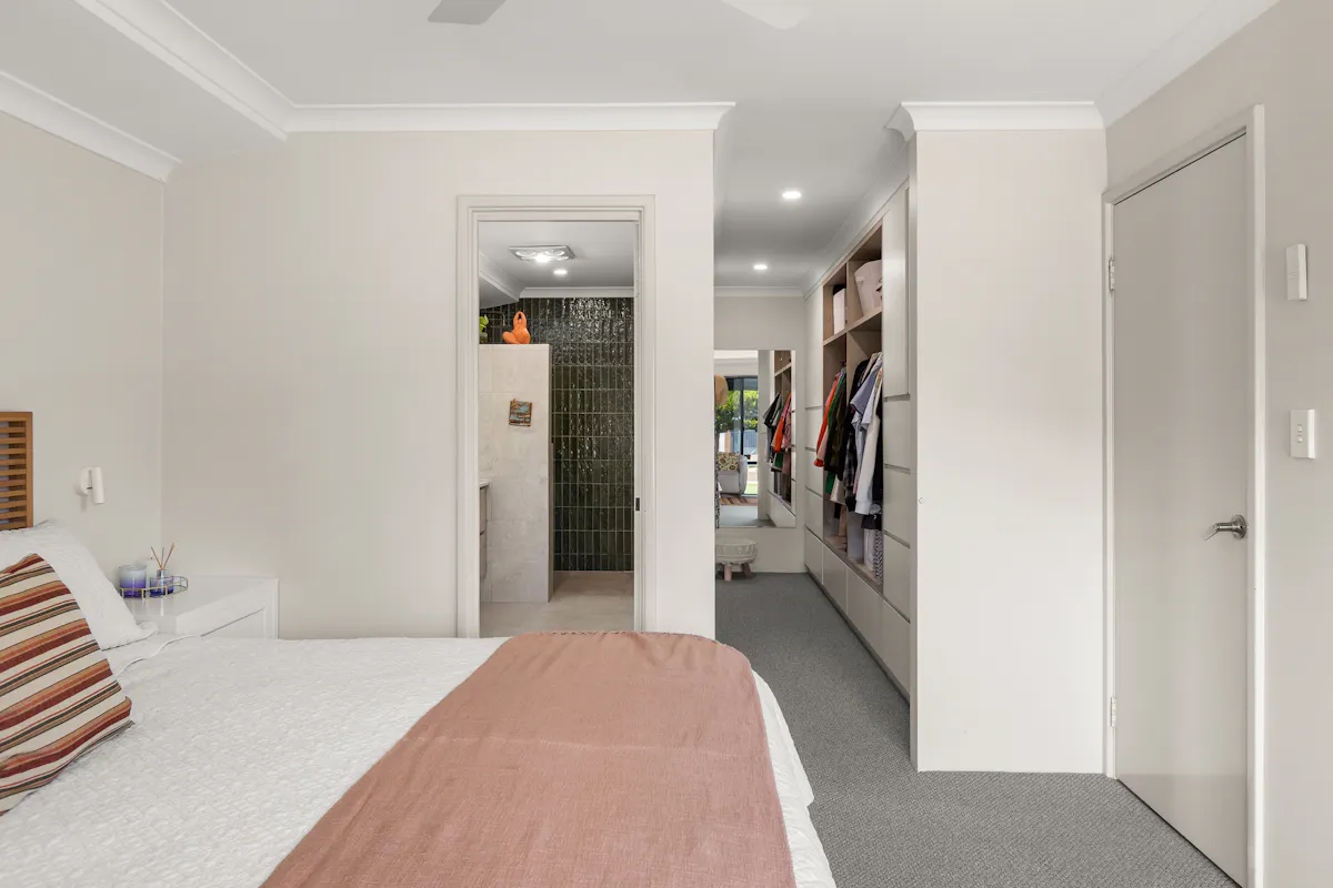 3 Galway Boulevard — photo 10 of 25