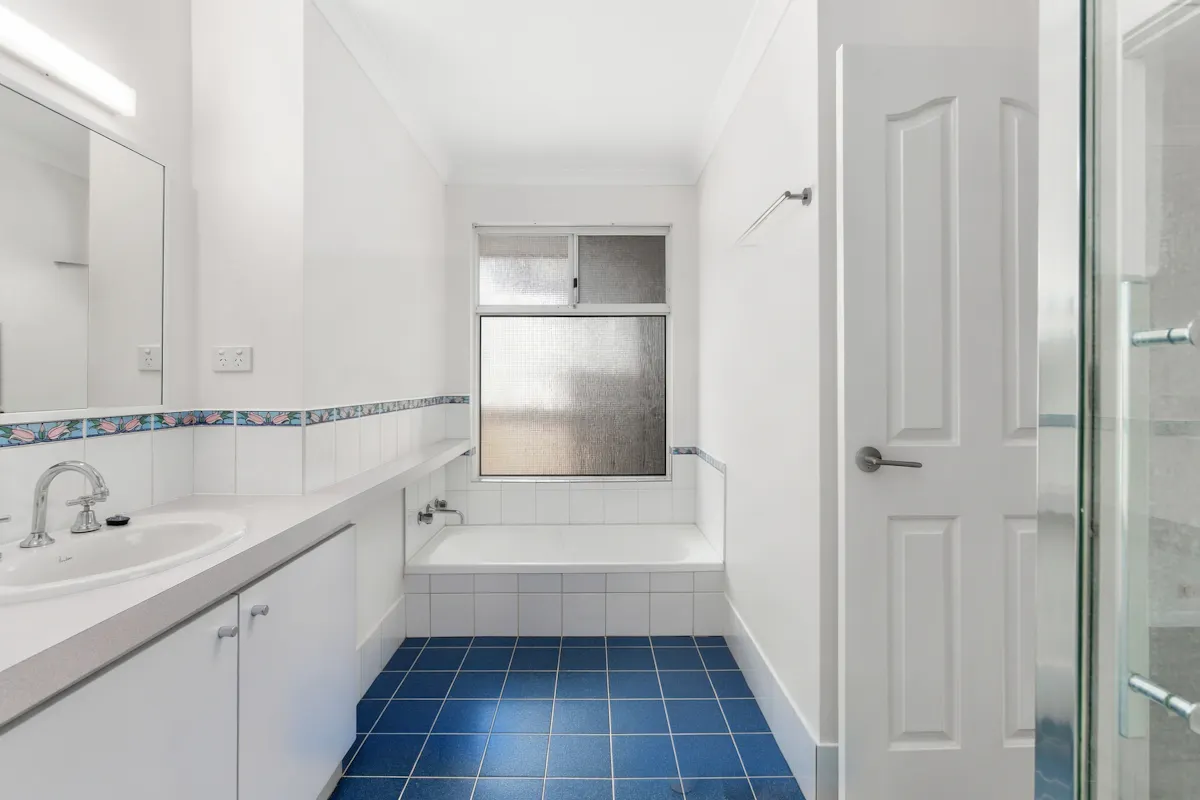 4B Tuart Place — photo 10 of 25