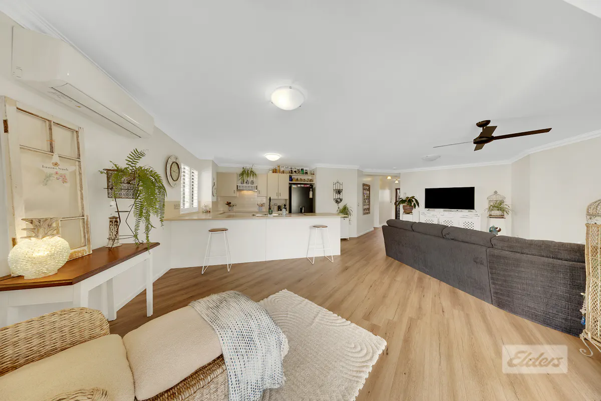 8/8A Wyndham Avenue — photo 3 of 20