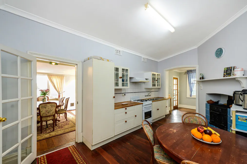 210 Wellington Street West, Northam, WA, 6401 - Image 16