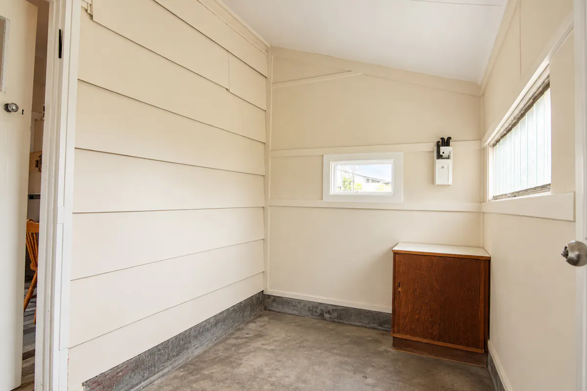 28 Graham Street — photo 10 of 14