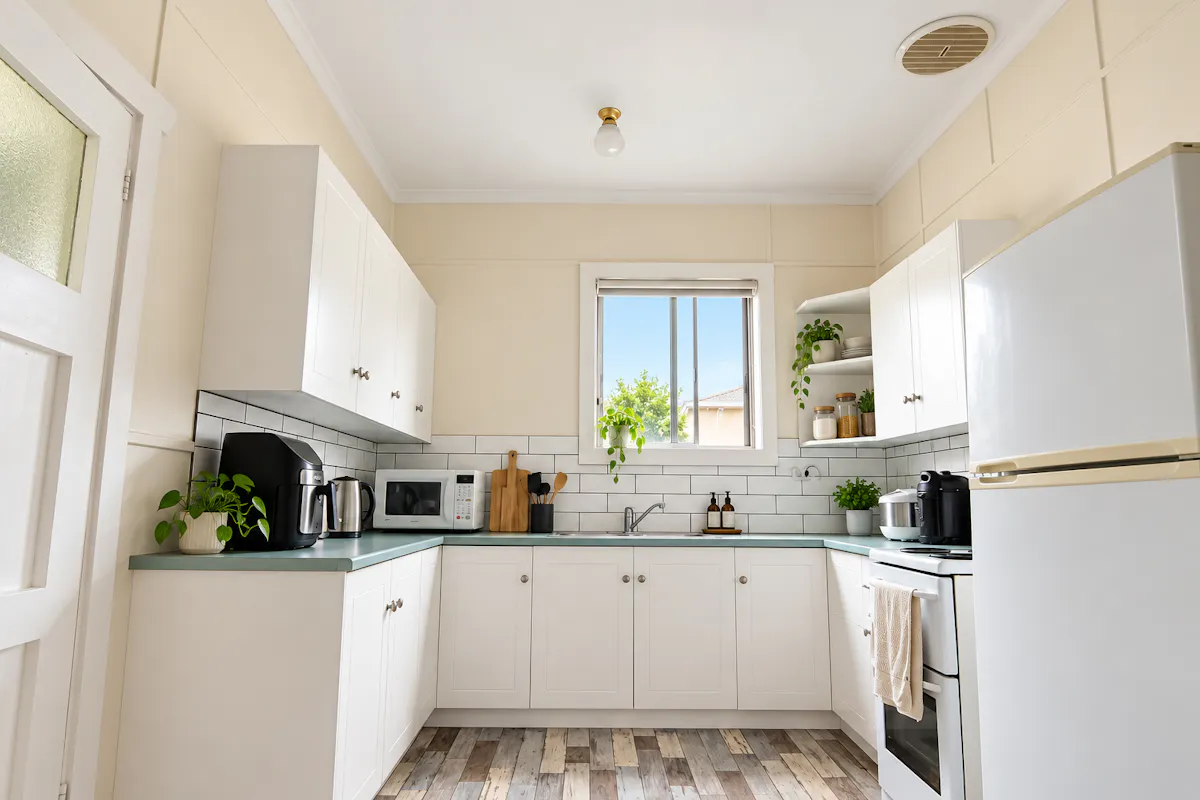 28 Graham Street — photo 3 of 14