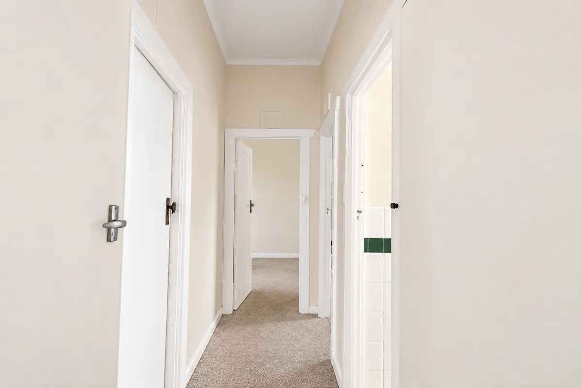 28 Graham Street — photo 4 of 14