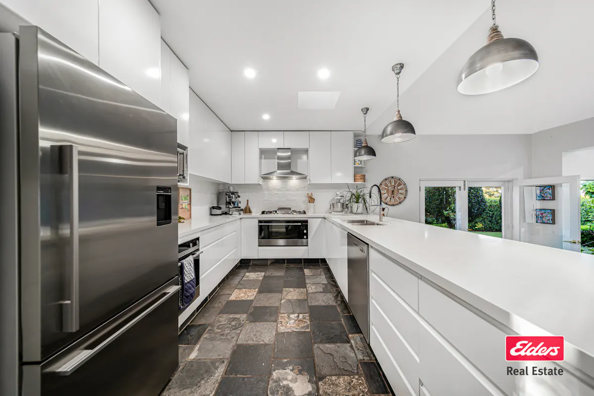 44A Stonehaven Avenue — photo 4 of 22
