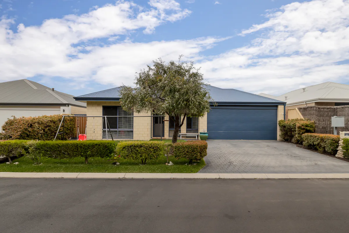 30 Bibra Loop — photo 2 of 27
