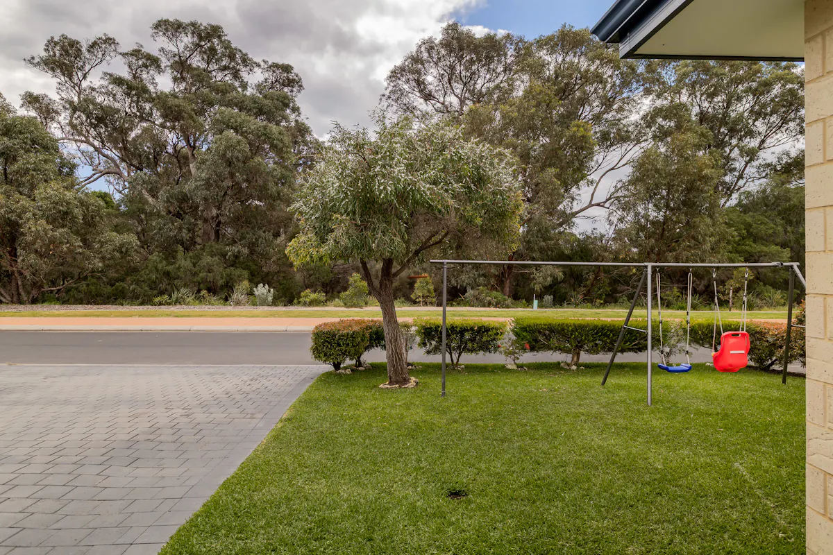 30 Bibra Loop — photo 3 of 27