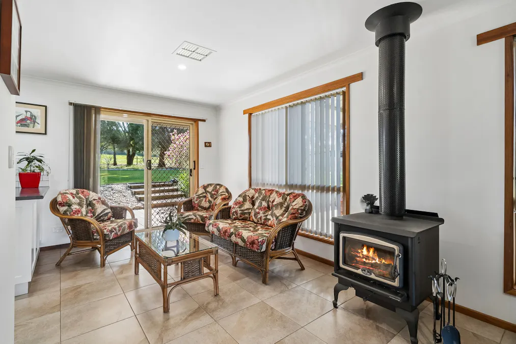 712  Glenrowan - Moyhu Road, Greta West, VIC, 3675 - Image 10