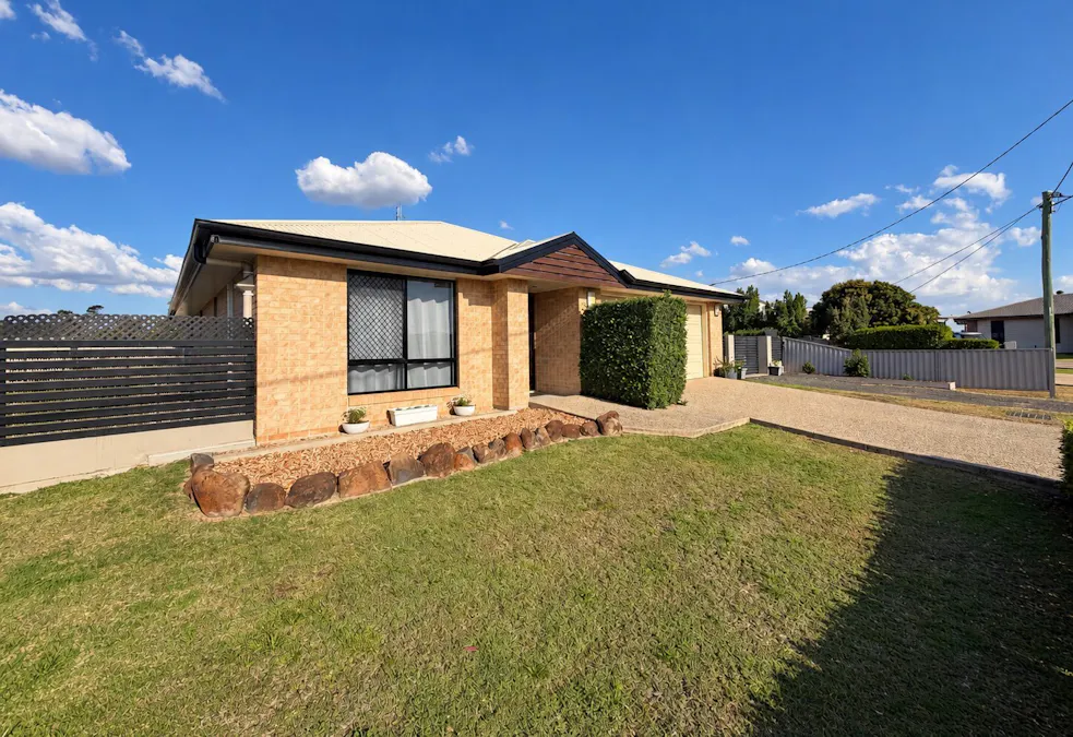 5 Sullivan Crescent, Dalby, QLD, 4405 - Image 3