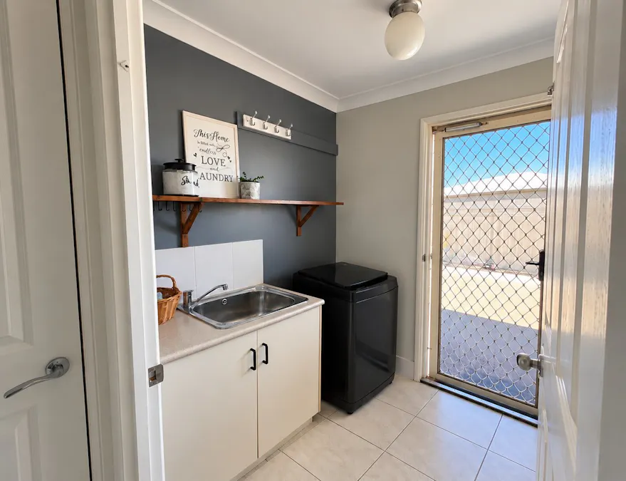 5 Sullivan Crescent, Dalby, QLD, 4405 - Image 11