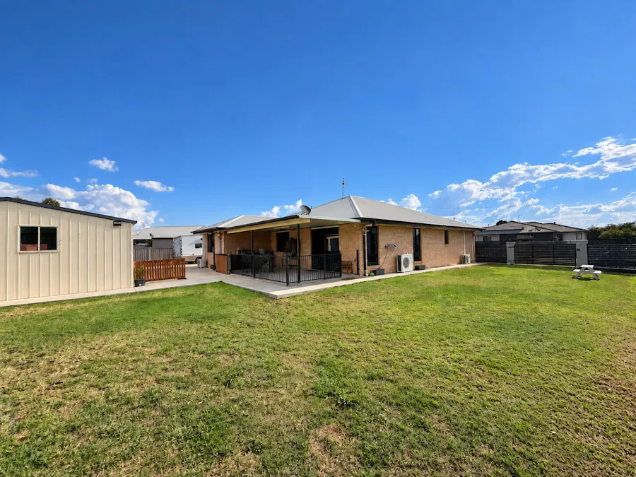 5 Sullivan Crescent, Dalby, QLD, 4405 - Image 17