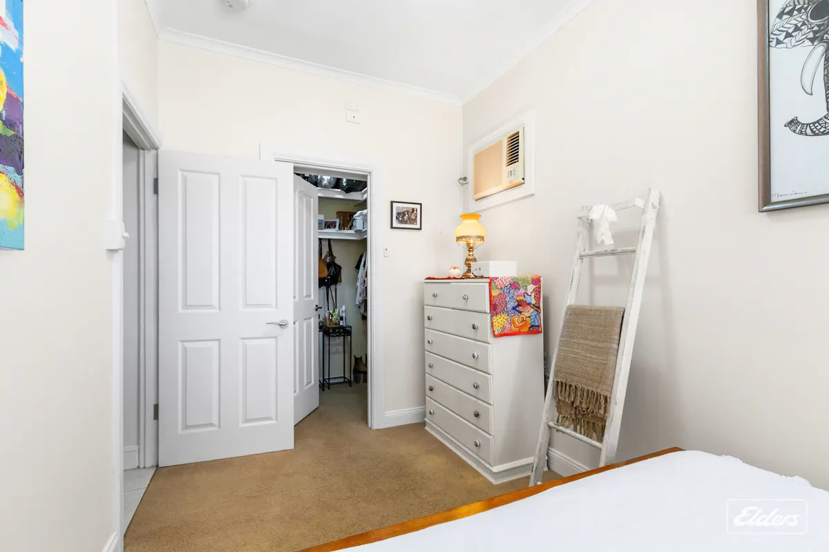 15 Morris Crescent — photo 14 of 30