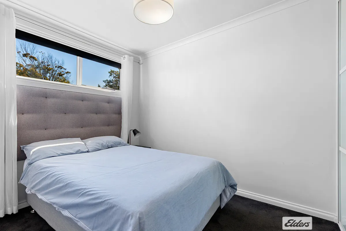 4 Upper Bourke Street — photo 12 of 15