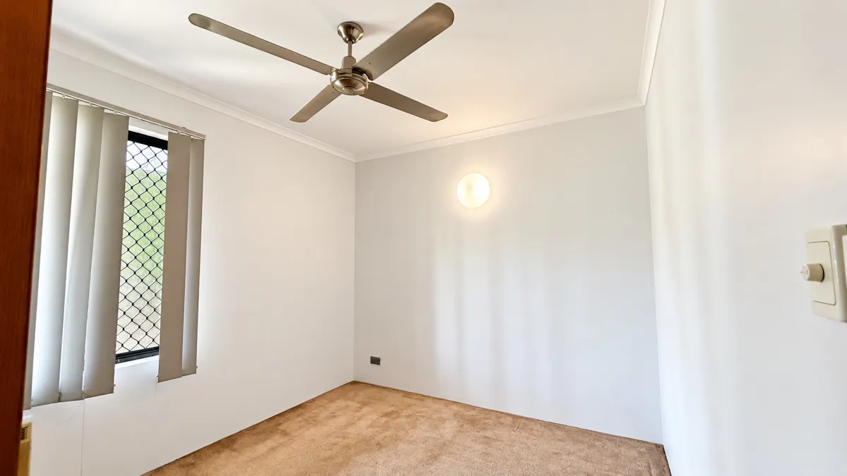 3/3 Livistona Road — photo 7 of 13