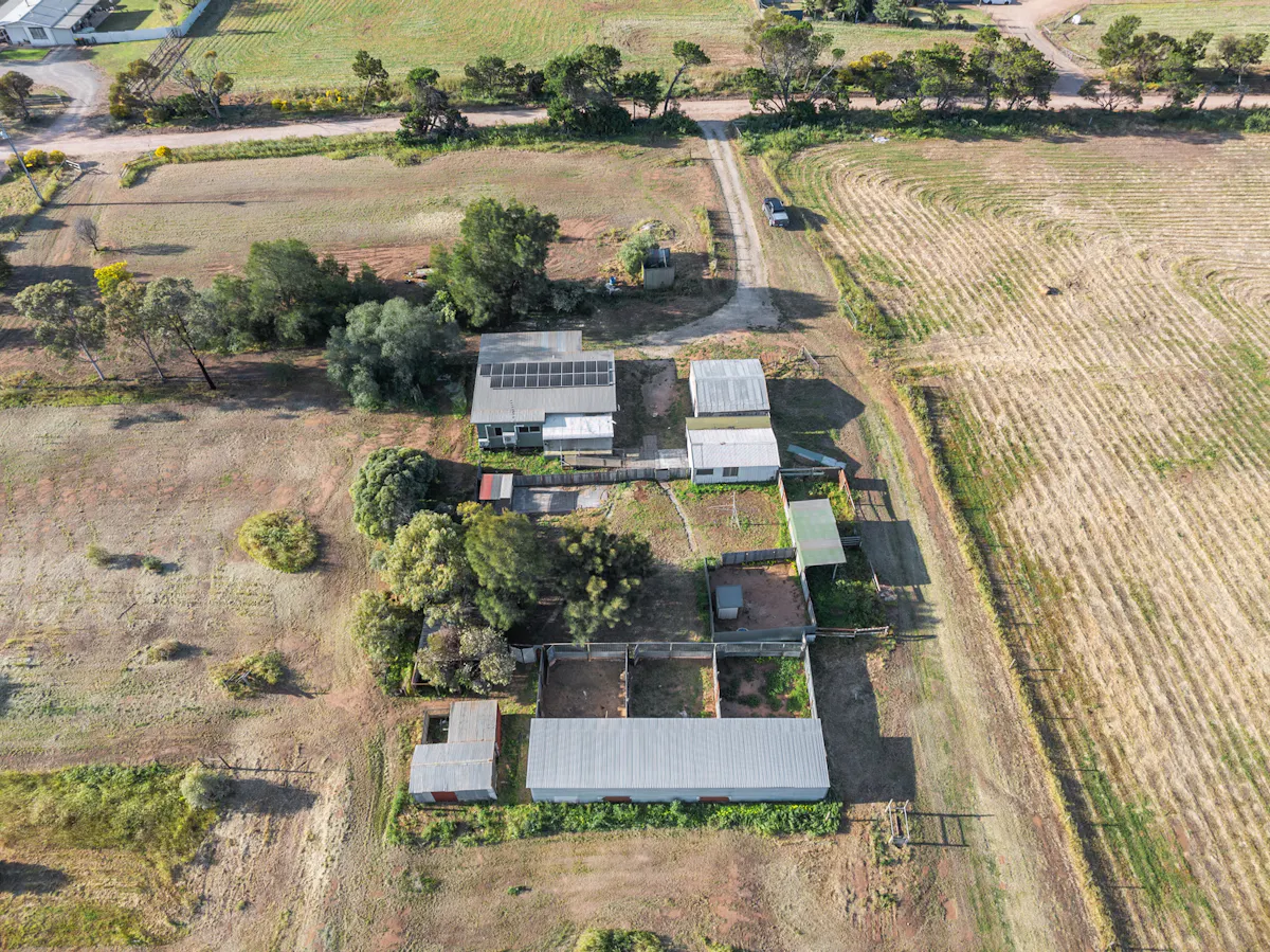 46 Stone Reserve Road — photo 3 of 28