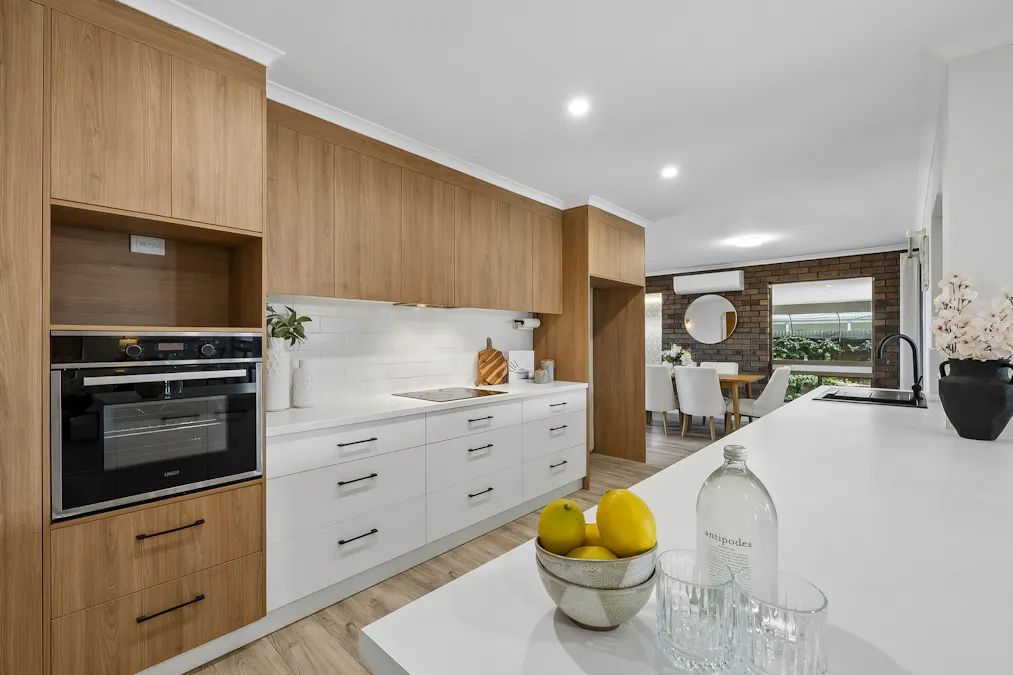 4 Melville Terrace, Murray Bridge, SA, 5253 - Image 2