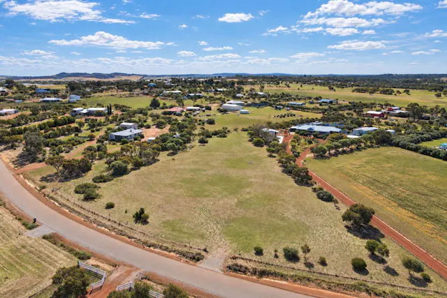13 Stonestreet Way — photo from Elders Real Estate WA Rural & Metro
