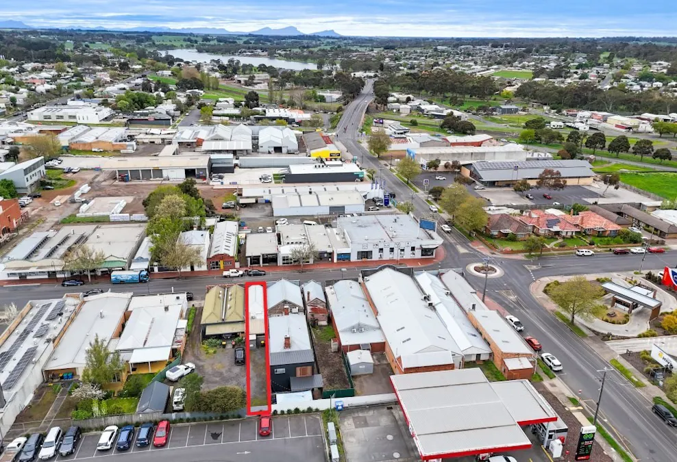 47 Brown Street, Hamilton, VIC, 3300 - Image 10