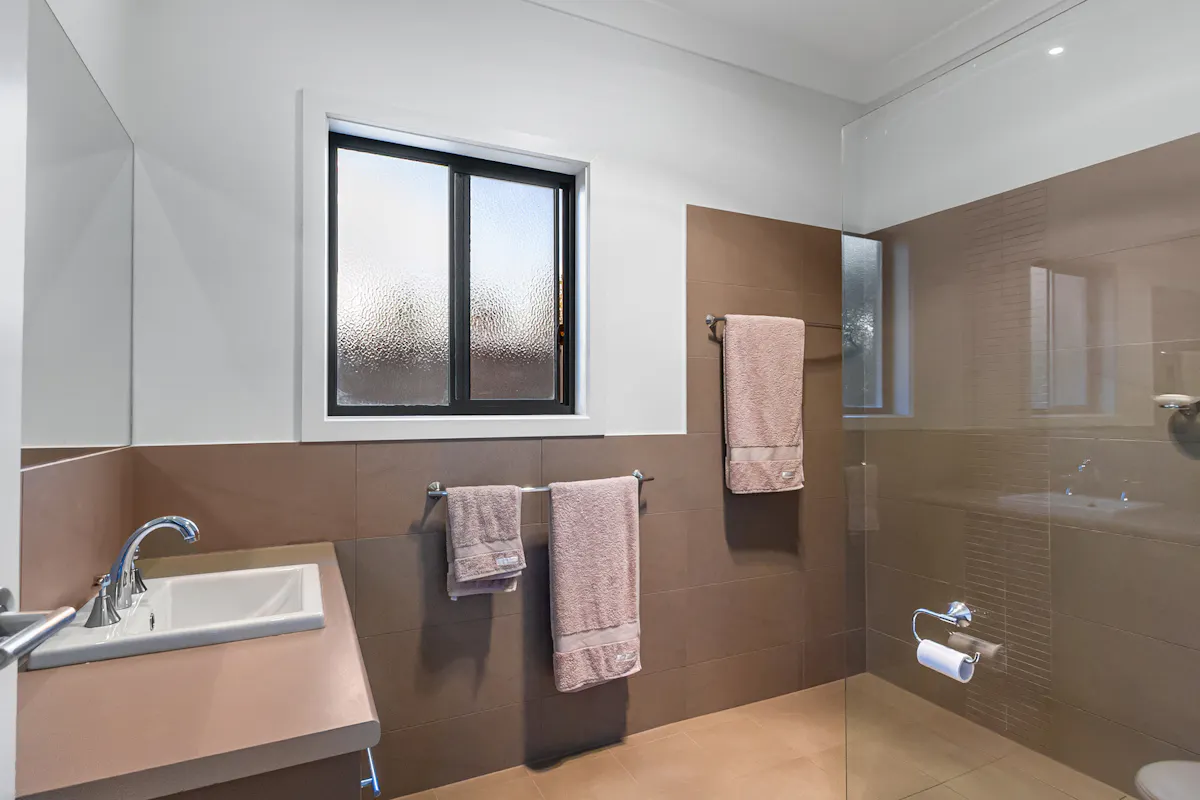 41 Norman Drive — photo 13 of 30