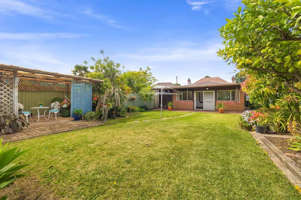19 Tahlee Street, Burwood, NSW, 2134 - Image 15