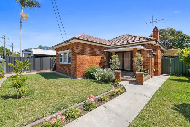 6 Knocklayde Street — photo from Elders Sydney Inner West