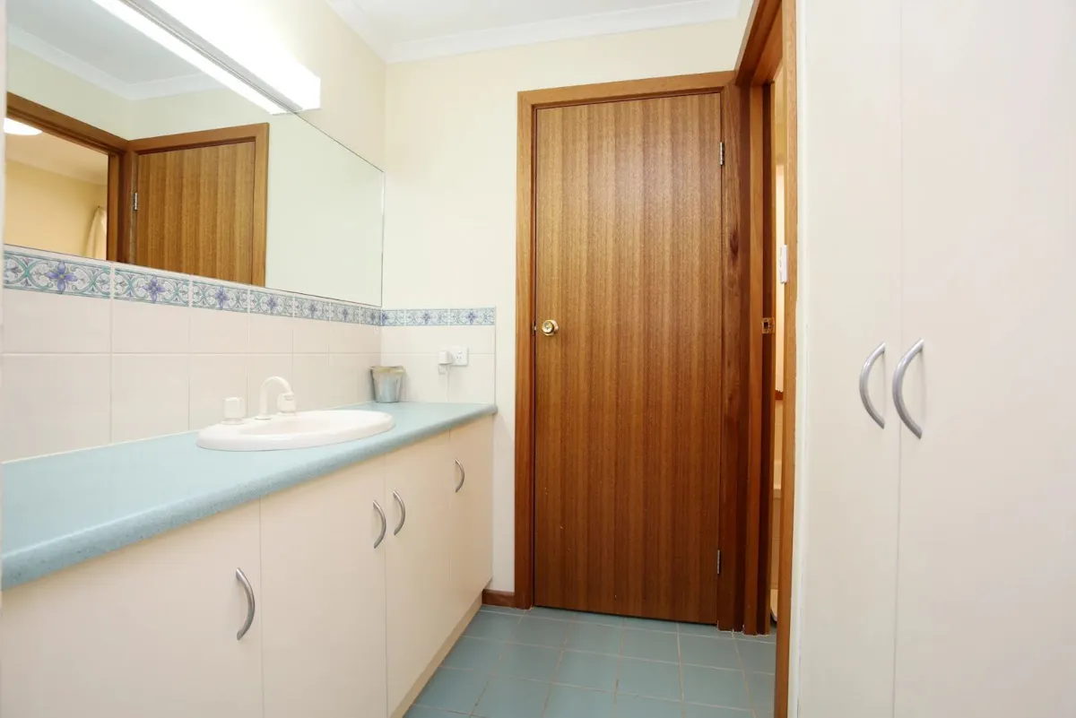 17A Beare Street — photo 7 of 12