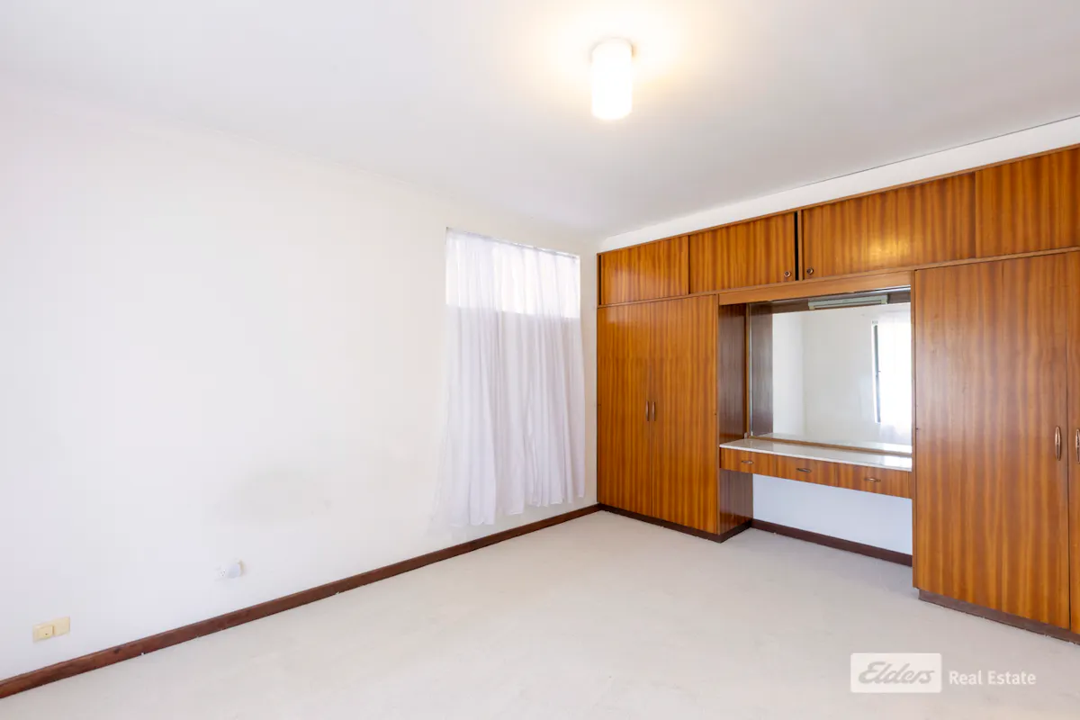 12 McLeod Street — photo 10 of 30
