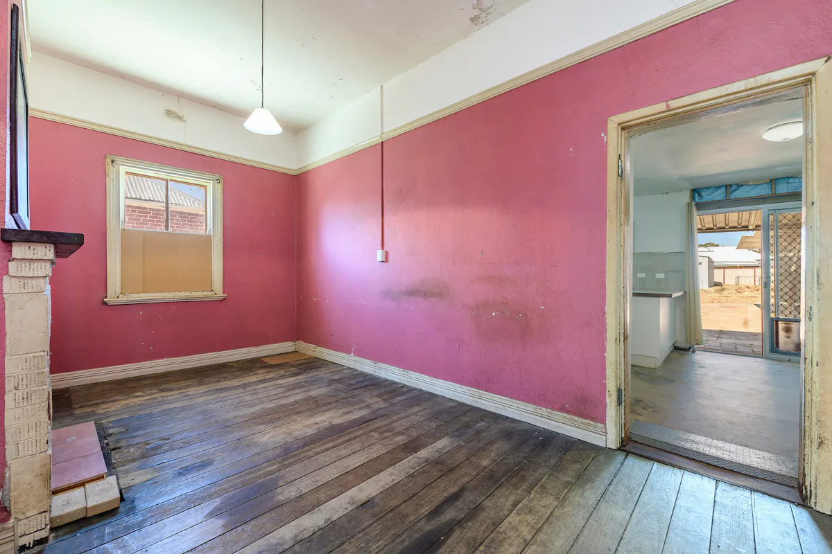 171 Duke Street East — photo 18 of 30