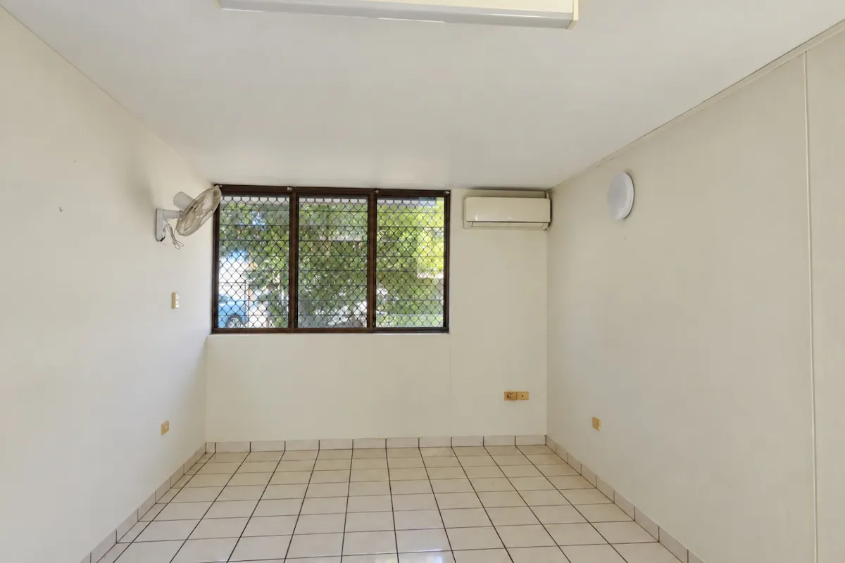 1/79 Mitchell Street — photo 4 of 6