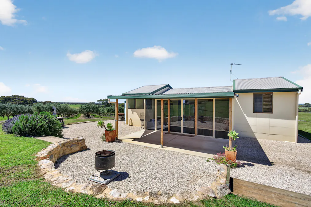 37 Peel Road, Currency Creek, SA, 5214 - Image 25