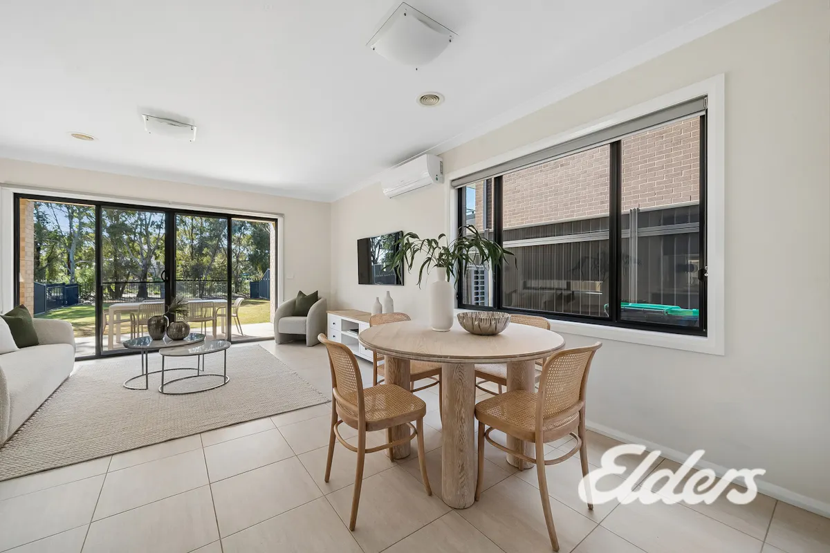 62 Robinson Way — photo 4 of 18