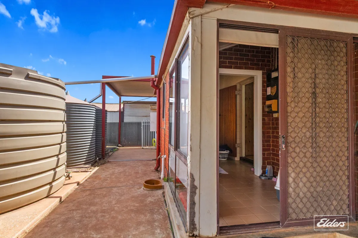 15 Lewthwaite Street — photo 12 of 24