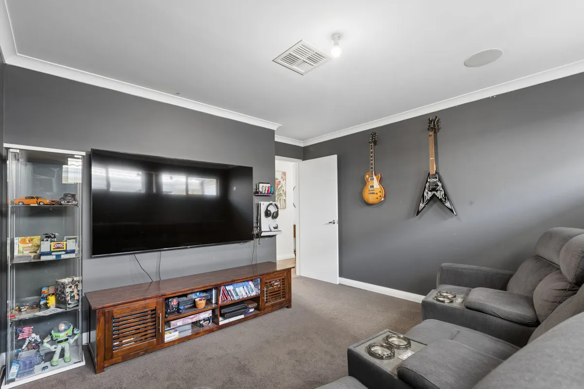 207 Fifty Road — photo 3 of 30