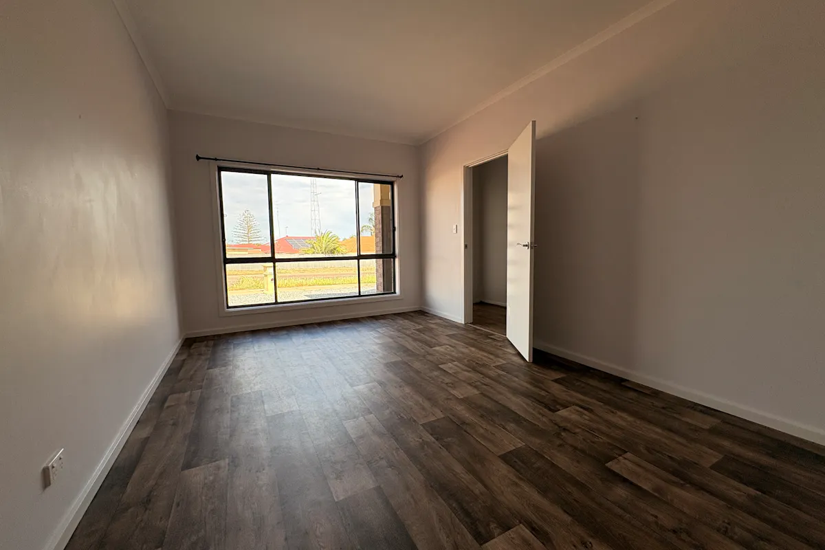 41 Beerworth Avenue — photo 4 of 18