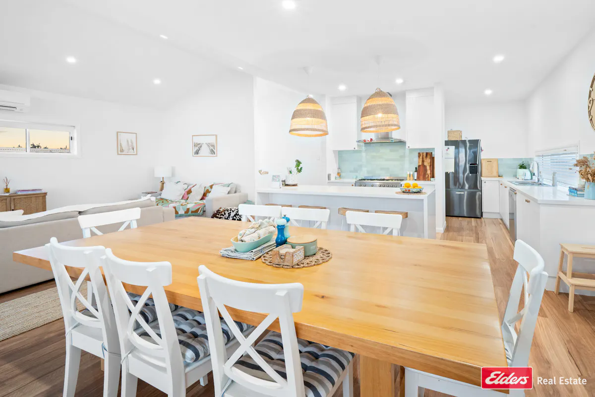 20 Marine Parade — photo 8 of 27