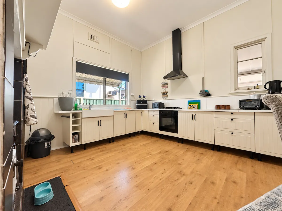 24 Furnival Street — photo 6 of 20