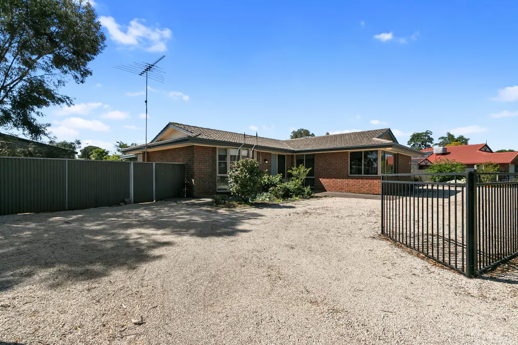 63 Edith Terrace , Balaklava, SA, 5461 - Image 2