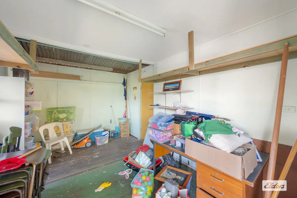 21 Yaralla Street, Barney Point, QLD, 4680 - Image 6