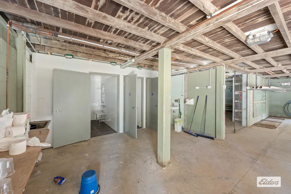 21 Yaralla Street, Barney Point, QLD, 4680 - Image 13