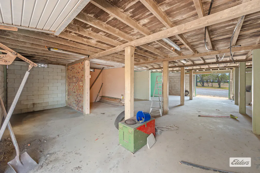 21 Yaralla Street, Barney Point, QLD, 4680 - Image 9