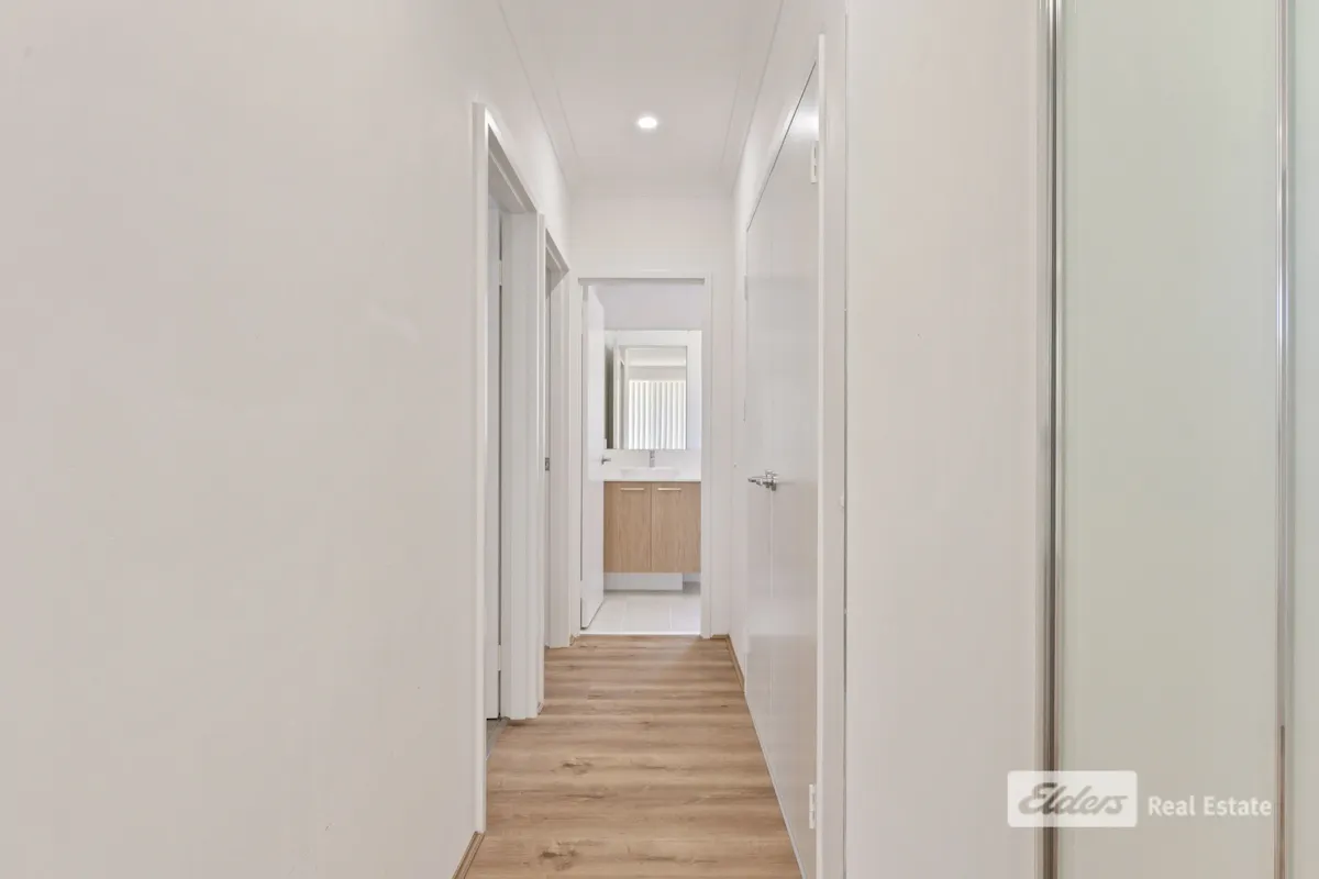 83C Beach Road — photo 4 of 10
