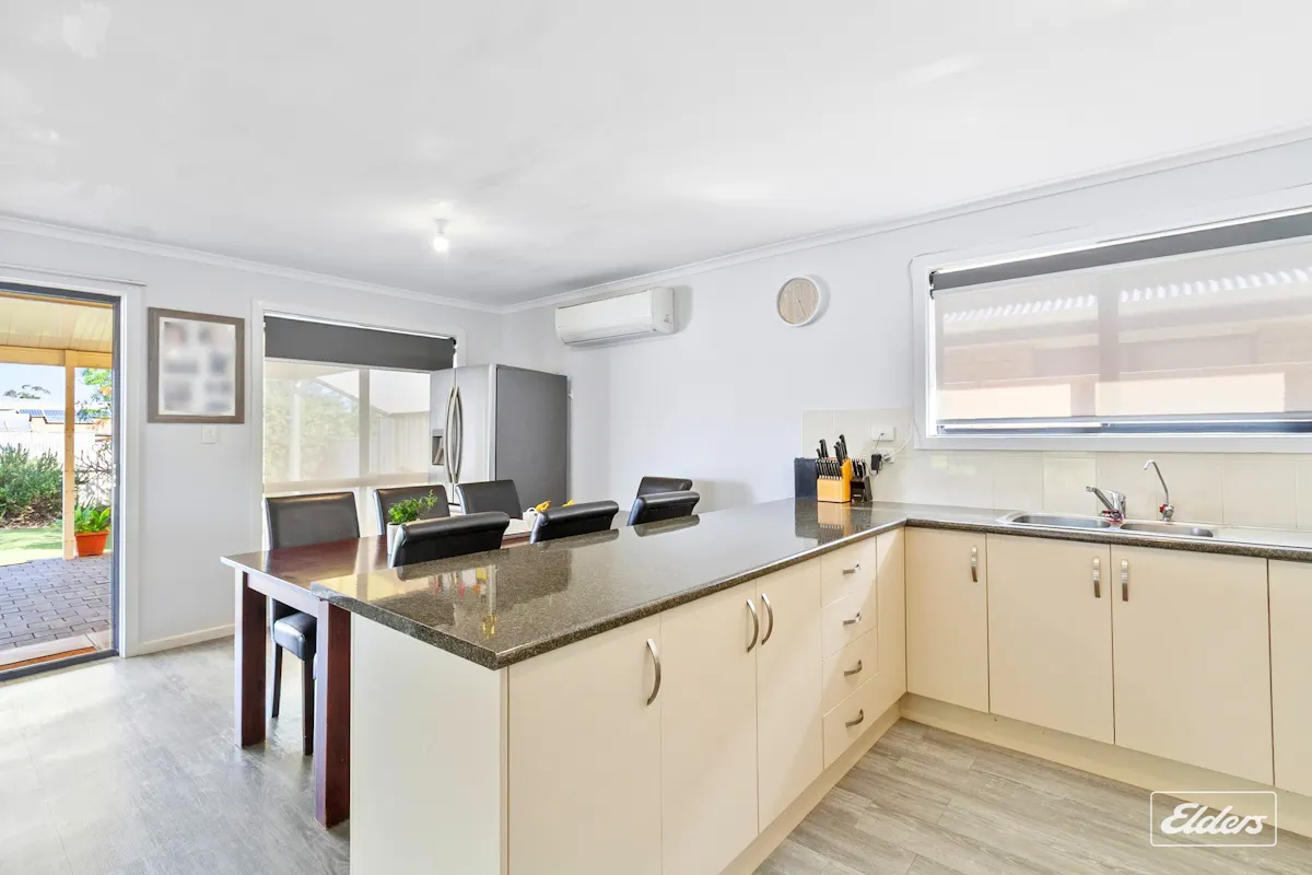 9 James Street — photo 10 of 27