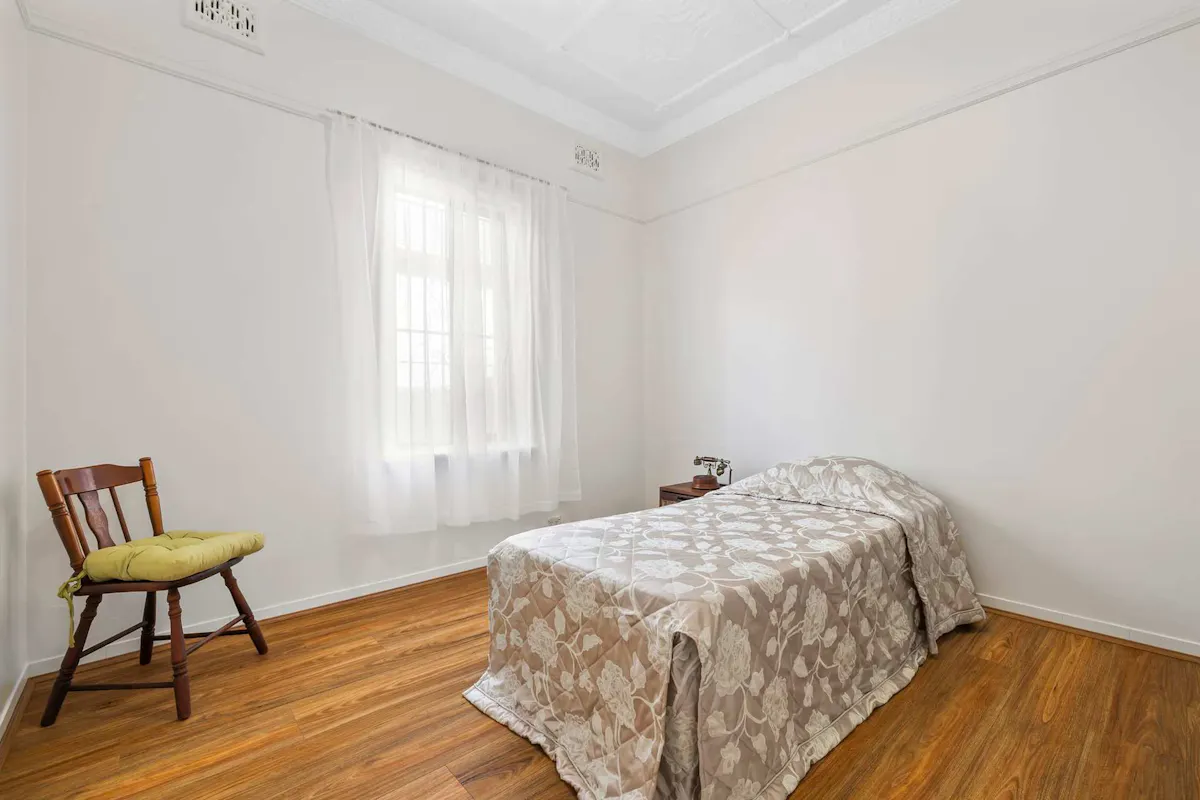 6 Eccles Avenue — photo 9 of 16