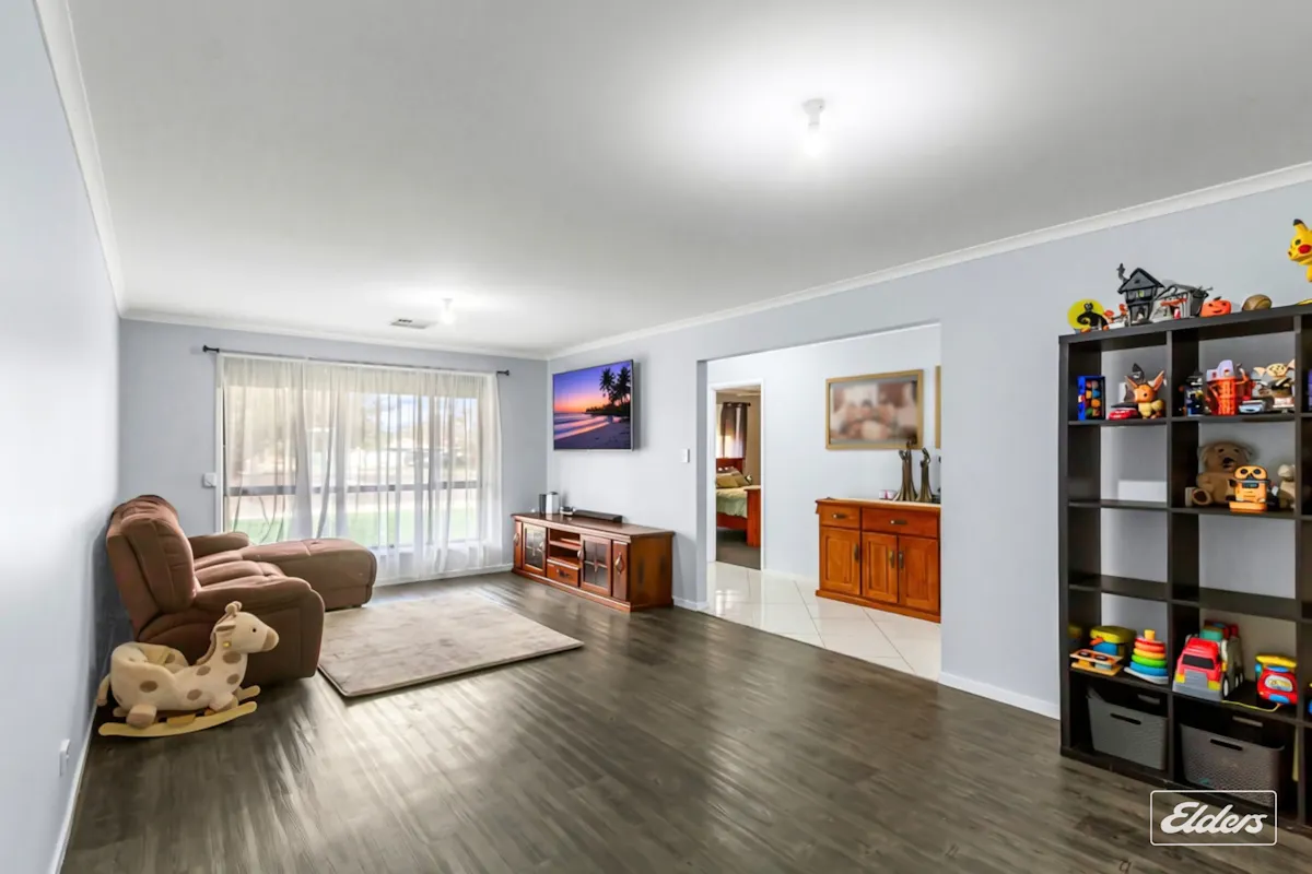 2 Needlebush Street — photo 4 of 30