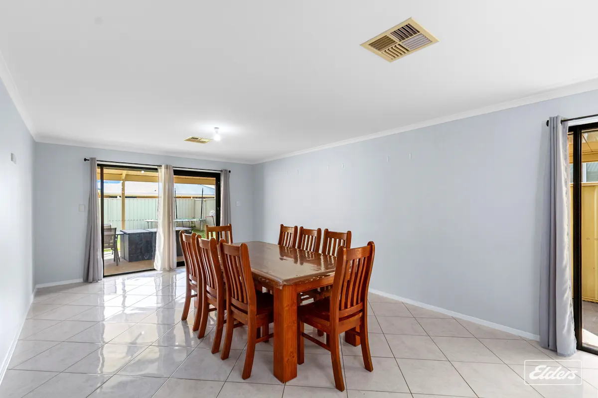 2 Needlebush Street — photo 11 of 30