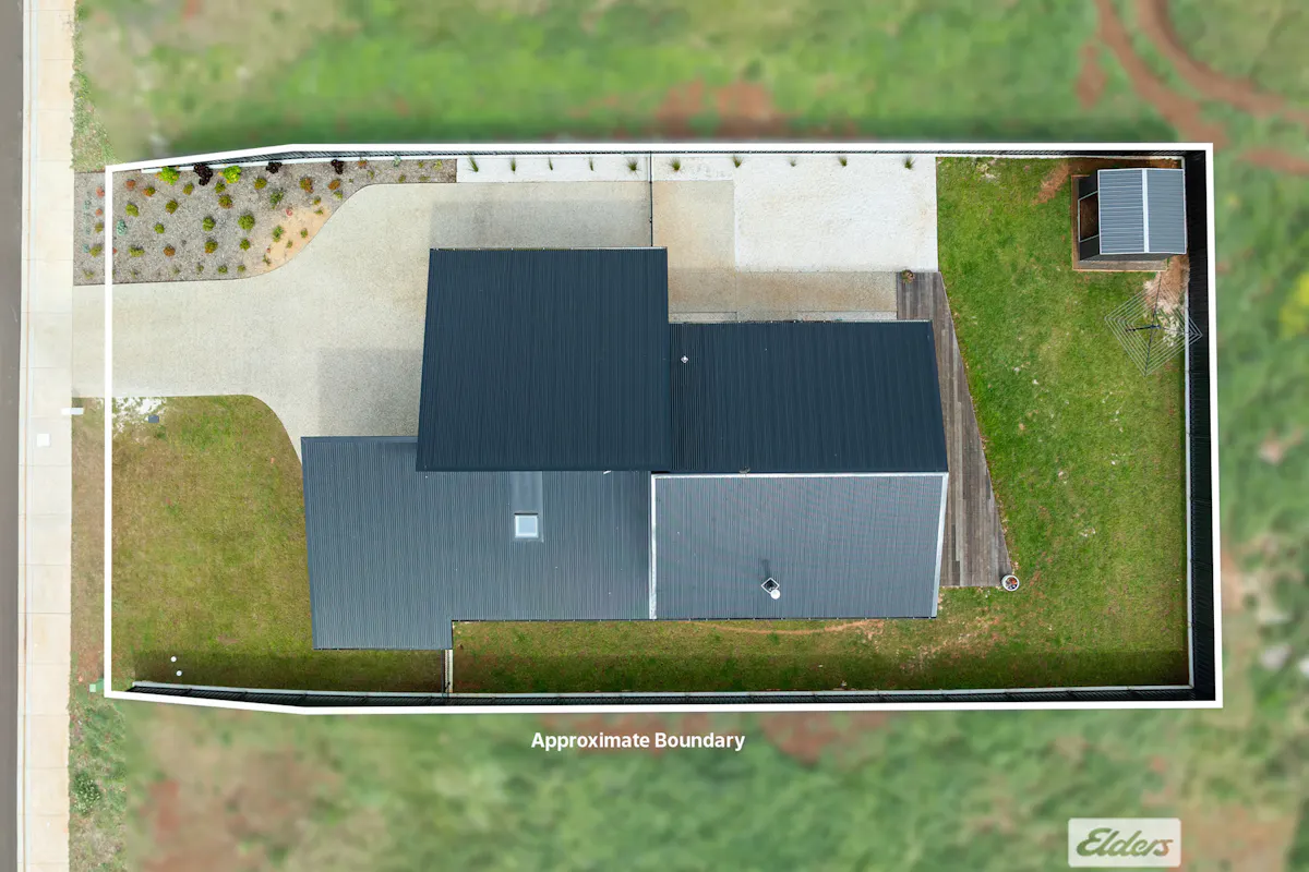 17 Webb Avenue — photo 18 of 22