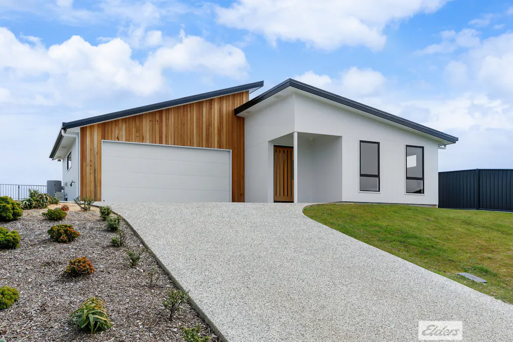 17 Webb Avenue, Mooreville, TAS, 7321 - Image 1