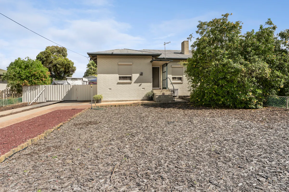 40 Coral Street — photo 2 of 13