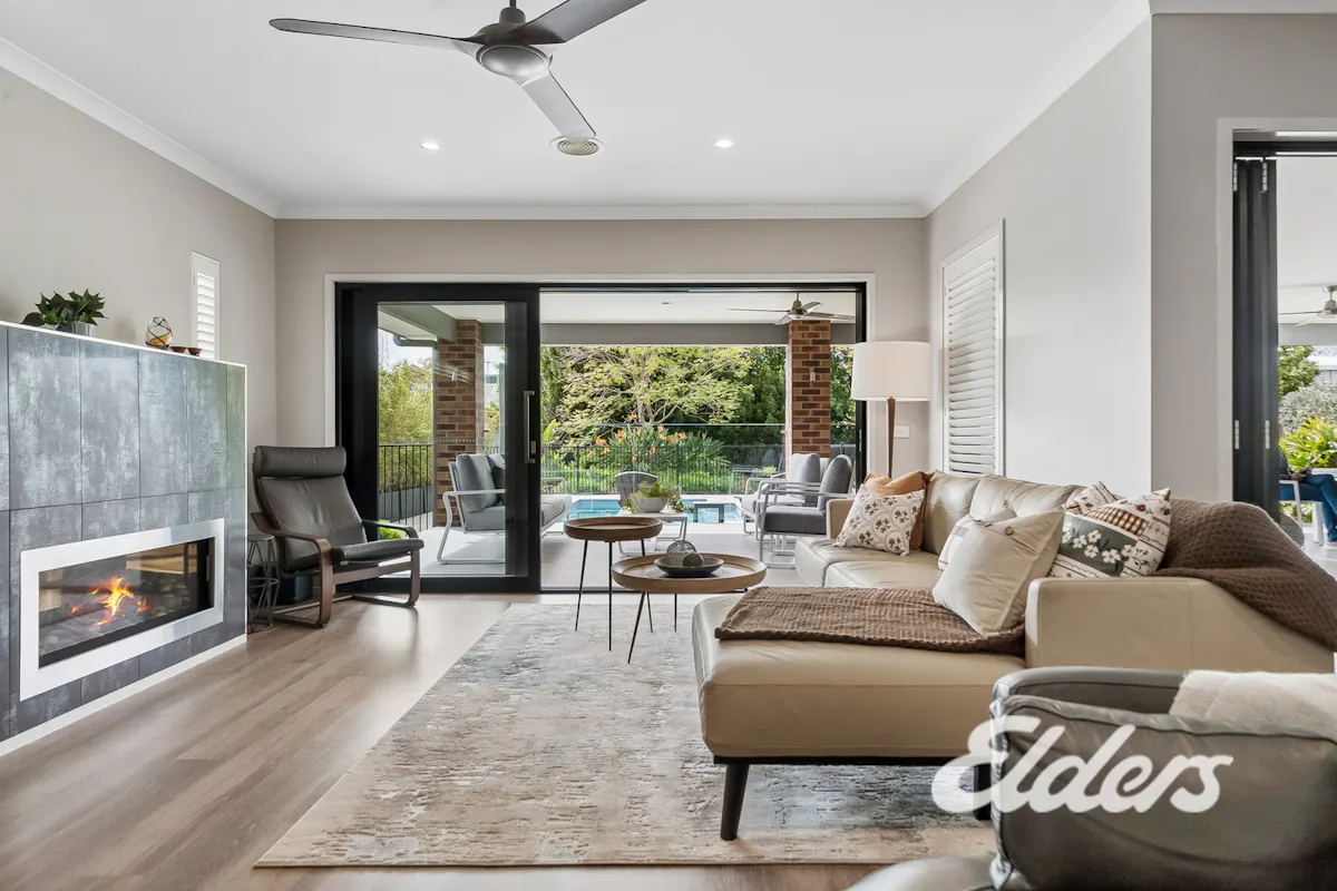 48 Coghill Street — photo 6 of 25