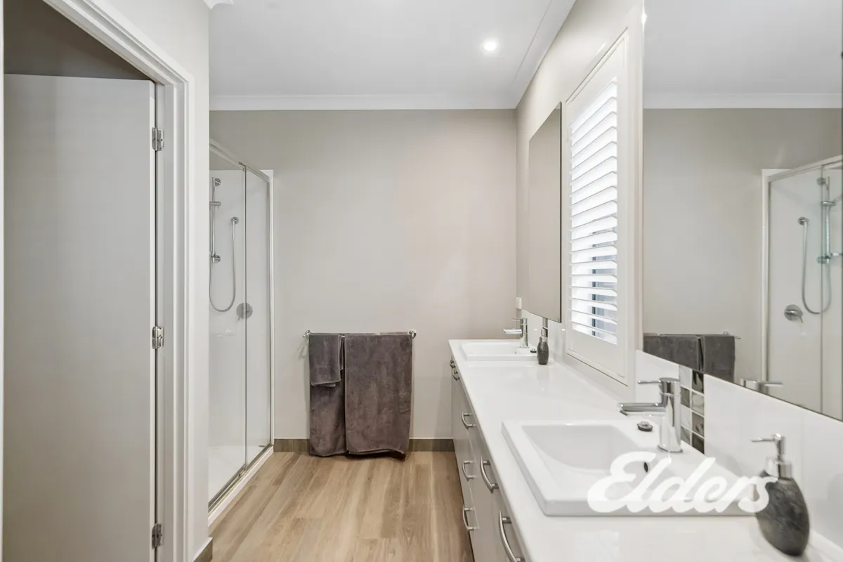48 Coghill Street — photo 16 of 25